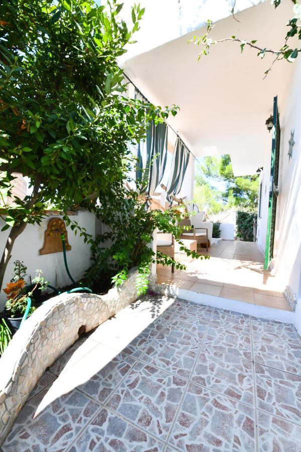 Bentosa Villa Enas Buitenkant foto